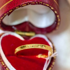 999.9足金硬金星爍戒指