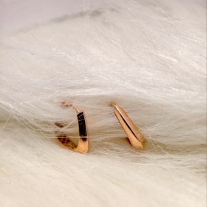 18K玫瑰金水滴橢圓耳圈