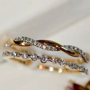18K黃金麻花鑽石雙層戒指 特寫 Twist Diamond Double Band Ring Close-up | Deer Jewellery