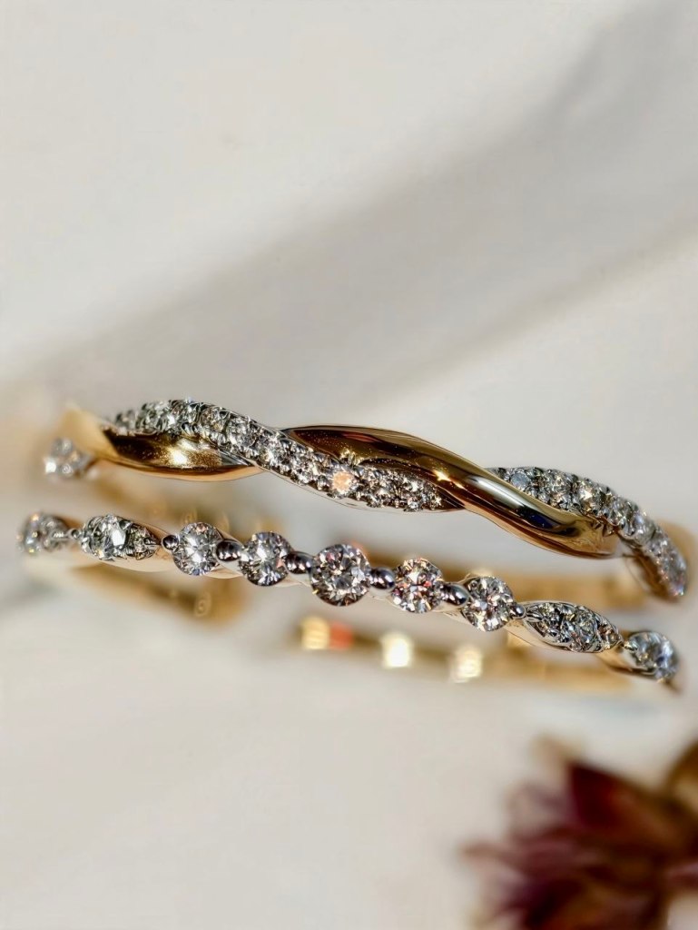 18K黃金麻花鑽石雙層戒指 特寫 Twist Diamond Double Band Ring Close-up | Deer Jewellery